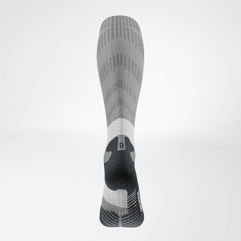 Back view of the gray -white trail run - running socks