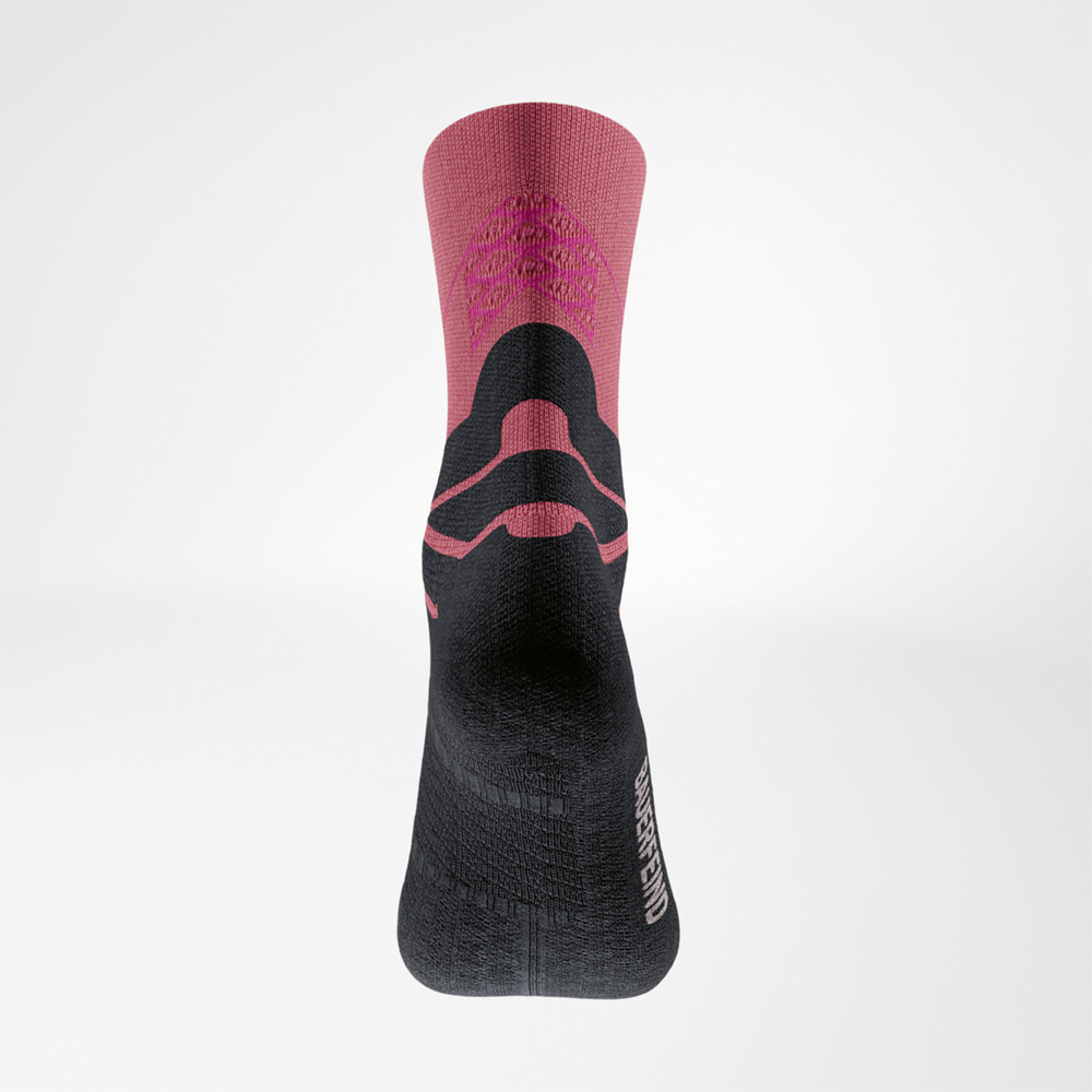 Rear view of the red Run Performance Mid Cut Sock with black foot area and functional knit zones for enhanced midfoot stability.