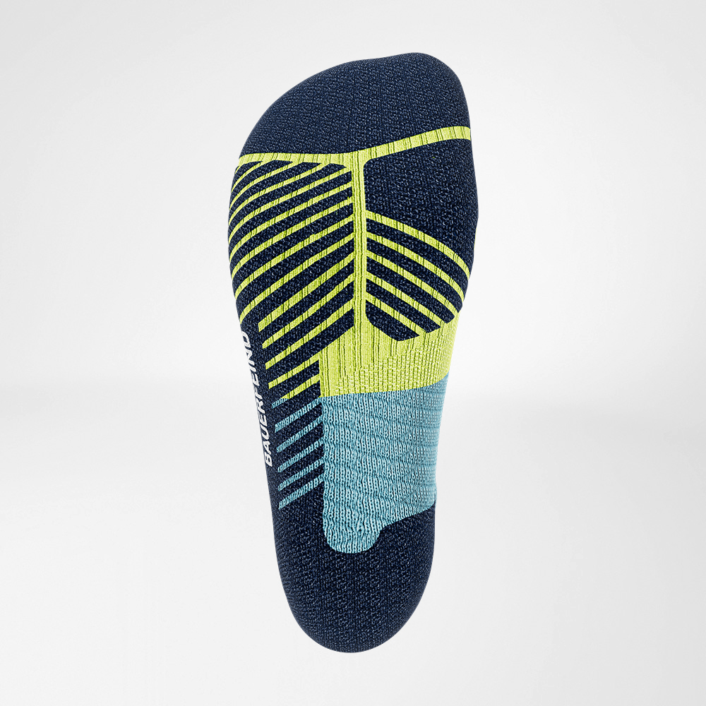 Trail run - brightlemon running socks under view View from below - detailed view of the relief brine of the trail run - running socks