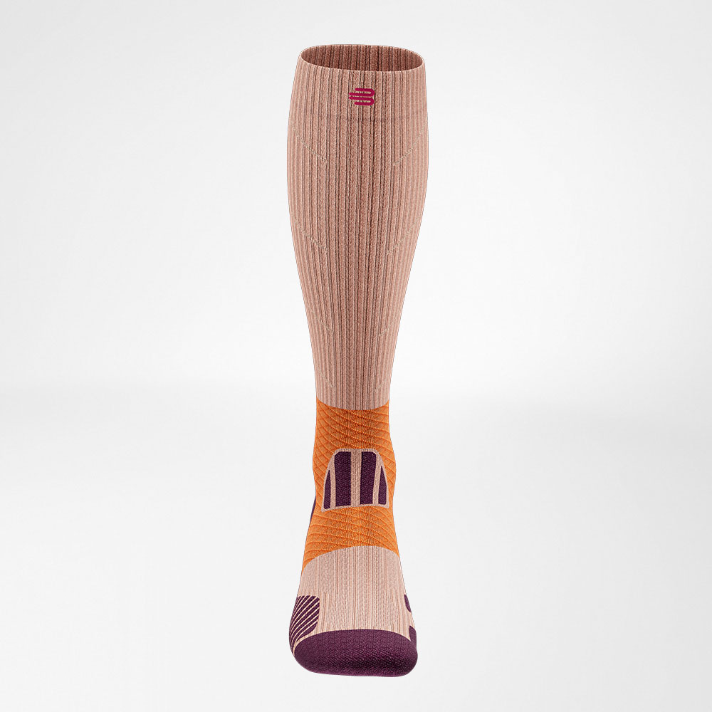 Front view of the purple -orange trail run - running socks