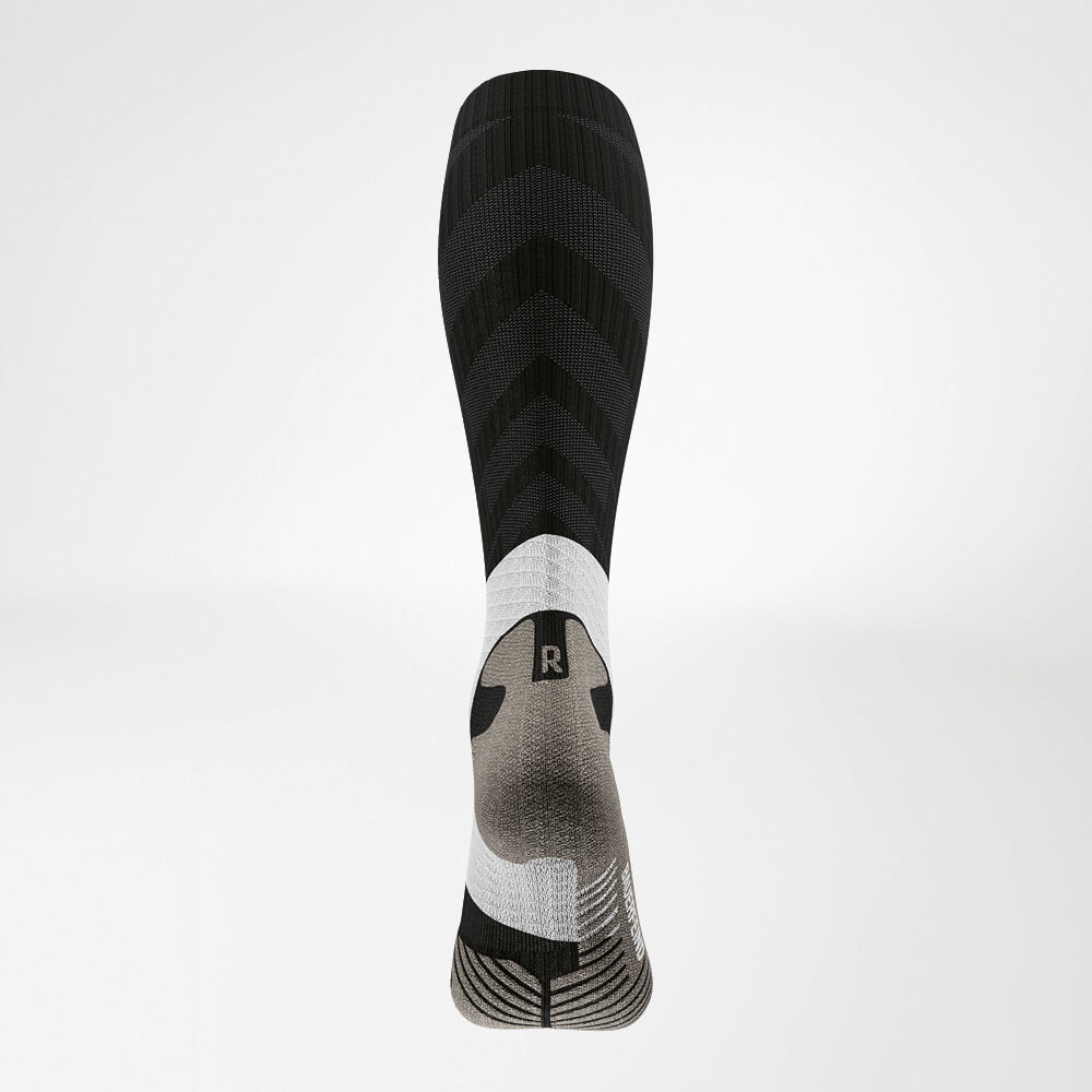 Back view of the black -white trail run - running socks
