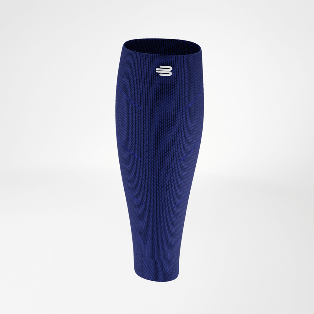 Front view of a blue calf compression sleeve. The model shows a uniform knitted structure with the logo placed at the top edge.