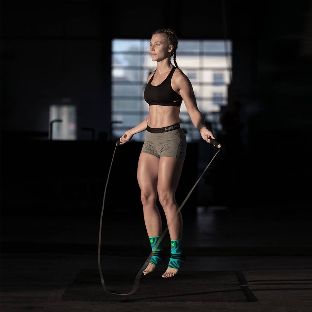 BauerfeindSports-crossfit-skipping-ankle-support-dynamic-lifestyle-web.jpg BauerfeindSports-crossfit-skipping-ankle-support-dynamic-lifestyle-web.jpg