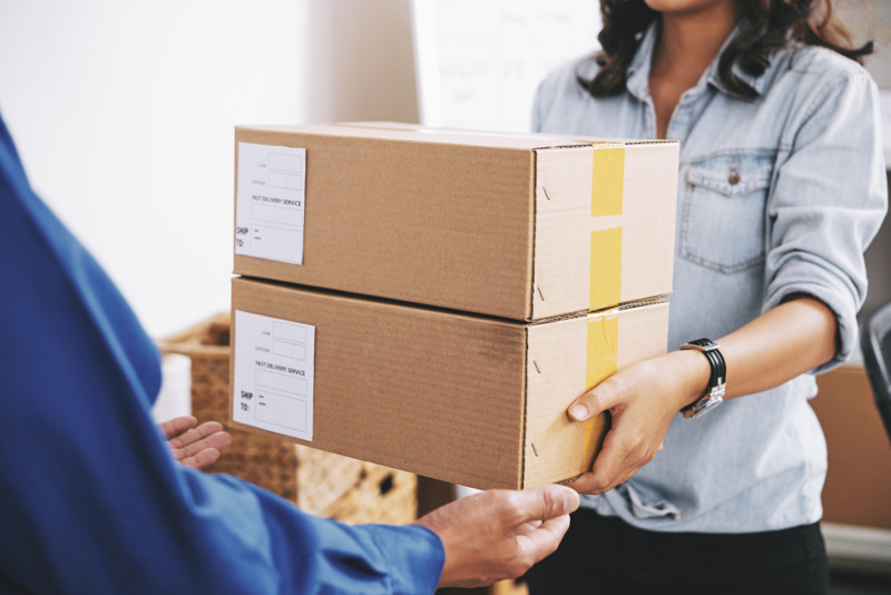 delivery_Bauerfeind-Sports_parcel.jpg